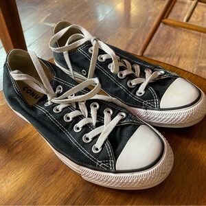 CONVERSE ALL STAR Classic Black Low-Top Sneakers